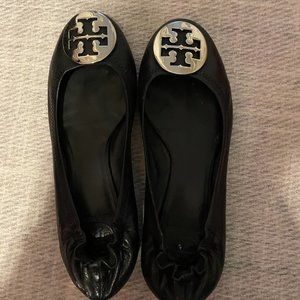 Authentic Tory Burch Reva Black Leather w/ Silver